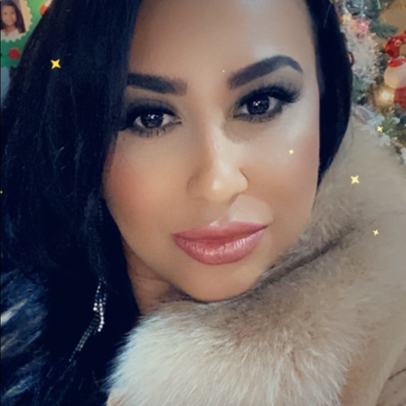 jade_poshcloset